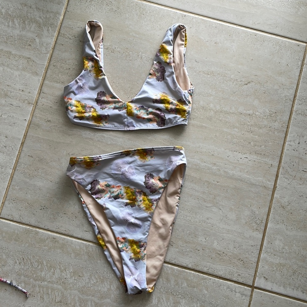 La gotta swimwear